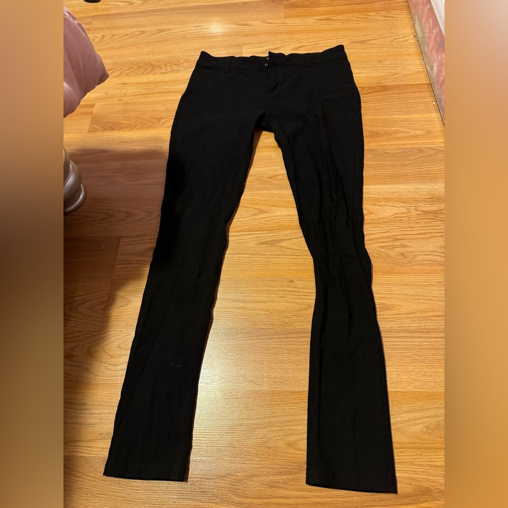 Women’s Pants